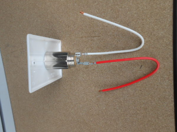 12v Plug In - Image 2