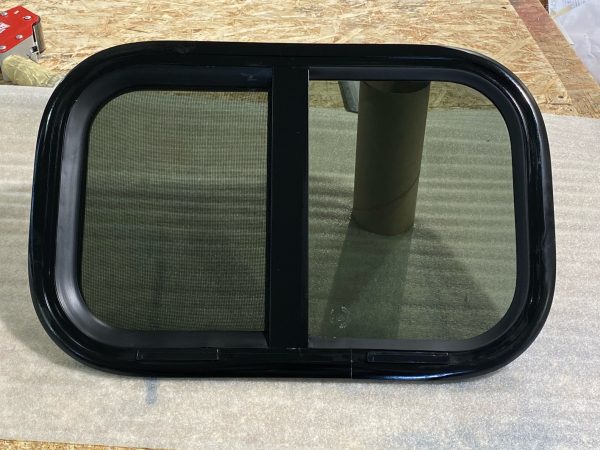 # 4     Sliding Window   500 x 320 Right
